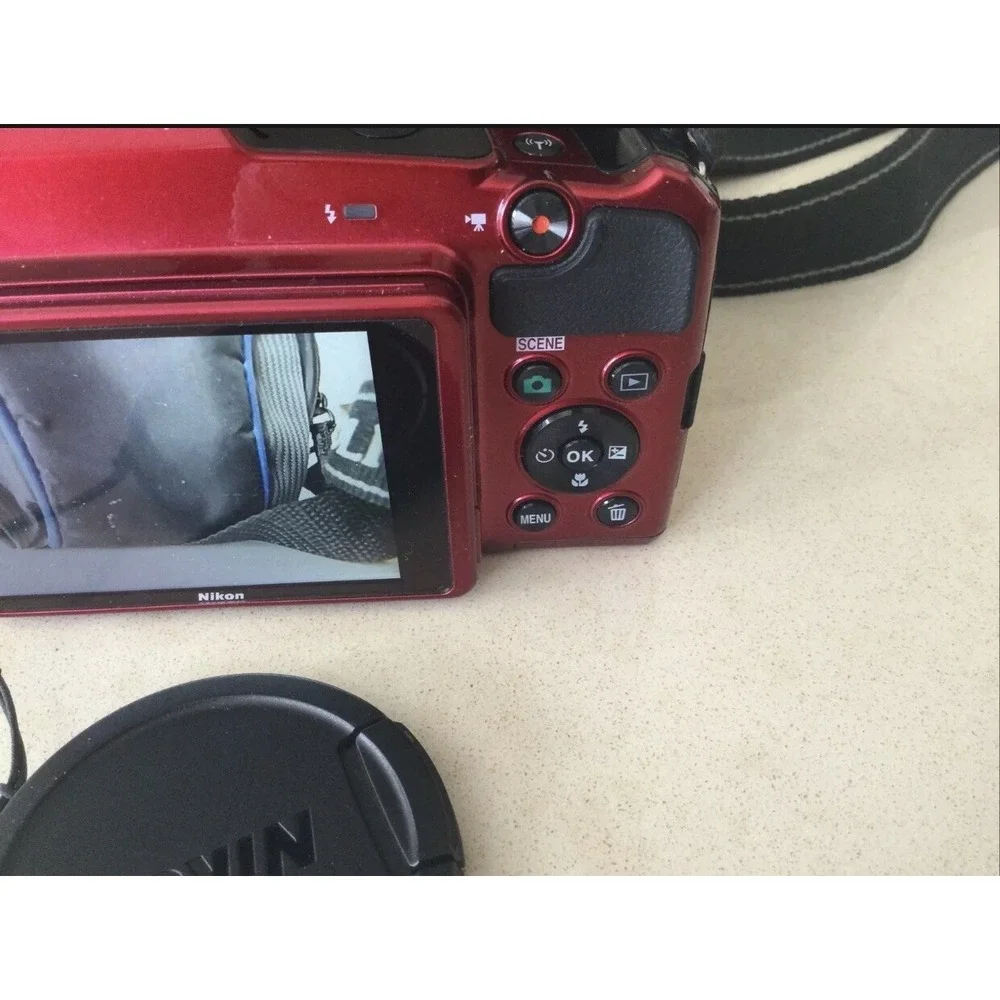 Red NIKON Coolpix L840 16.0MP Digital Camera/Video Recorder w Flip Screen